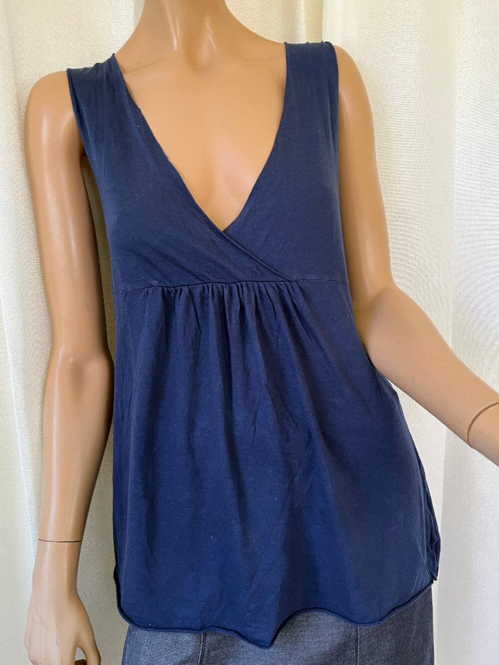 Michael Stars sleeveless tank top v-neck babydoll silhouette dark blue M